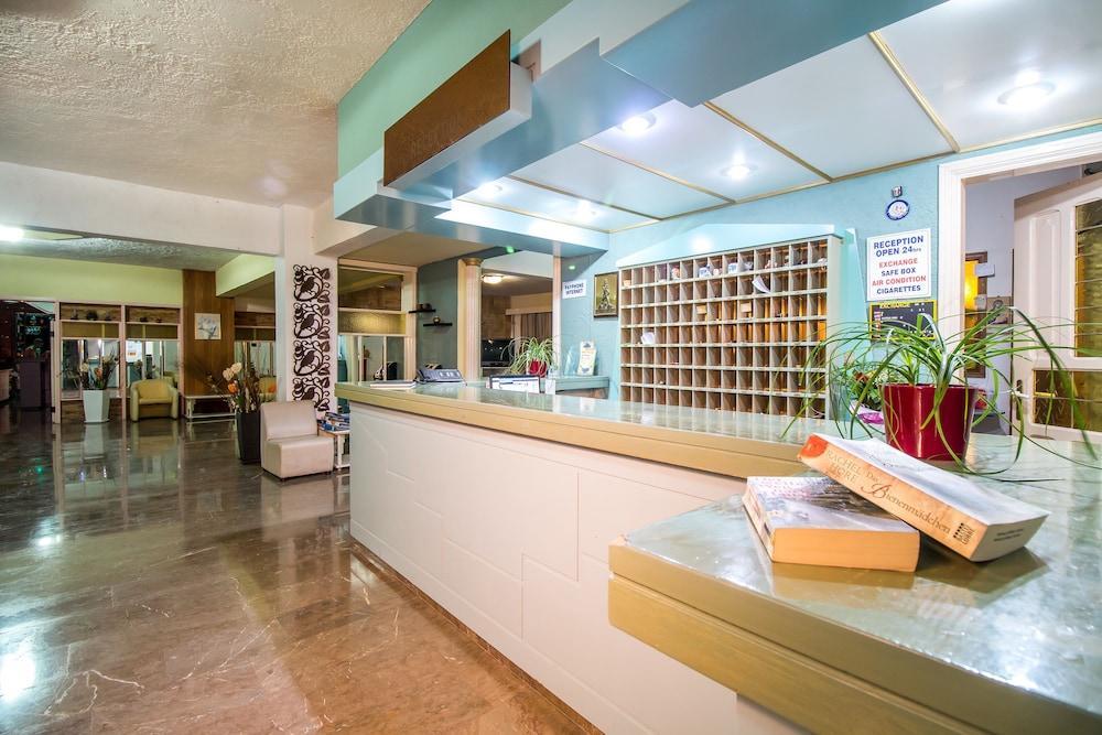 Achousa Hotel 팔리라키 외부 사진