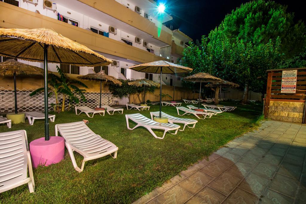 Achousa Hotel 팔리라키 외부 사진