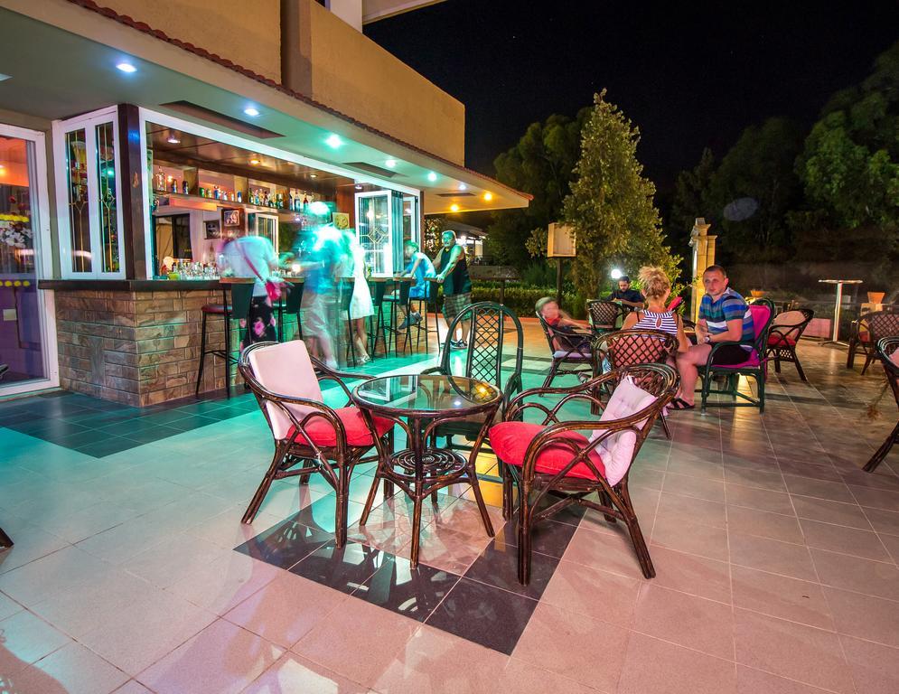 Achousa Hotel 팔리라키 외부 사진