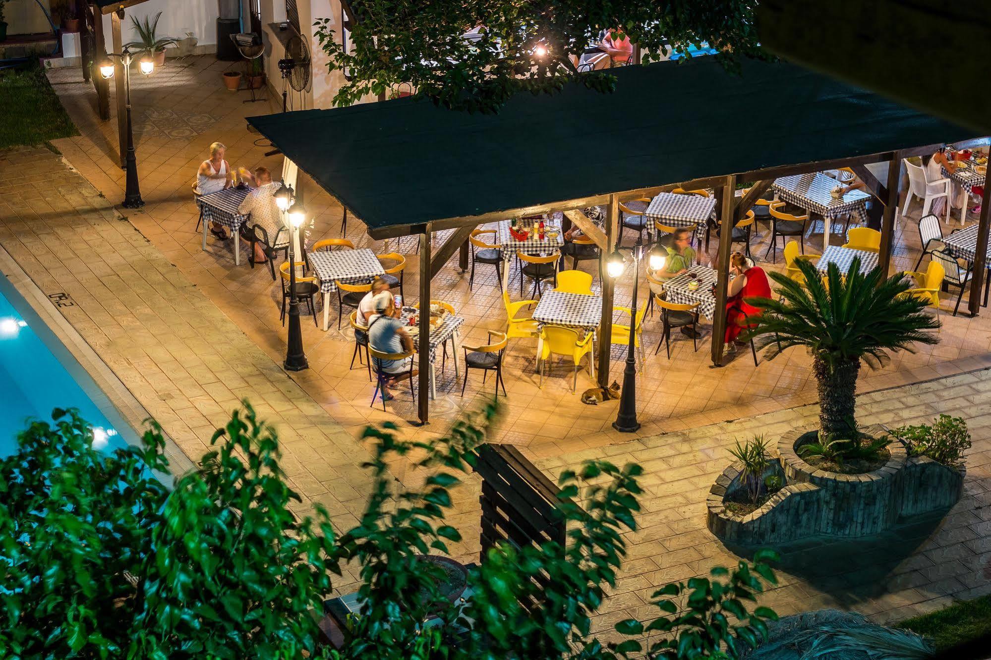 Achousa Hotel 팔리라키 외부 사진
