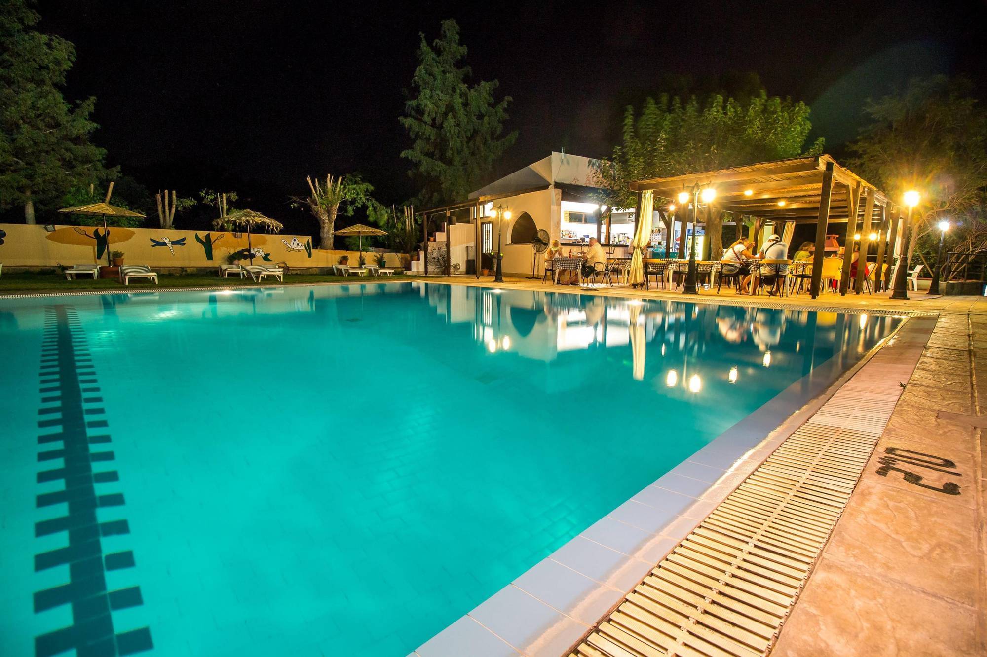 Achousa Hotel 팔리라키 외부 사진