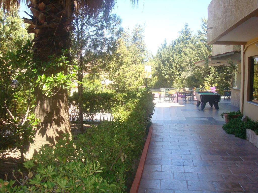 Achousa Hotel 팔리라키 외부 사진